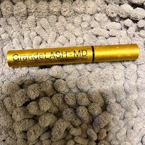 Grande lash serum